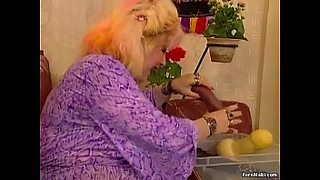 older lesbian fisting videos