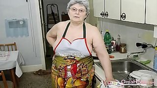 hot lesbian old