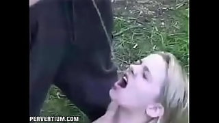 milf in car red tube