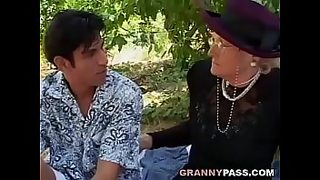 sexy milf seduces young girl